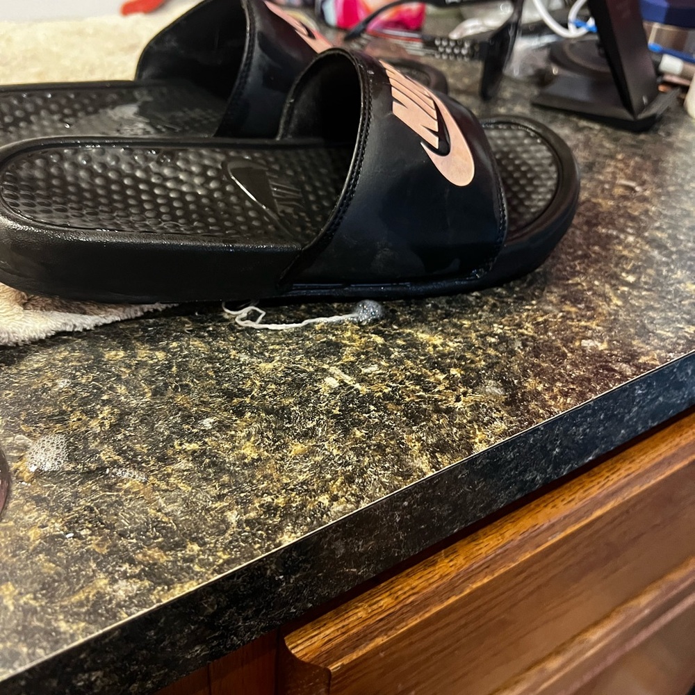 Nike slides